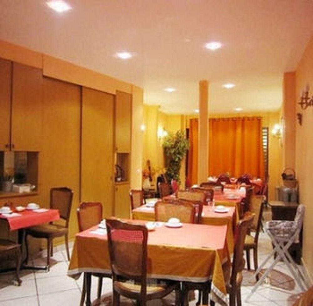Hipotel Paris Voltaire Bastille Exterior photo